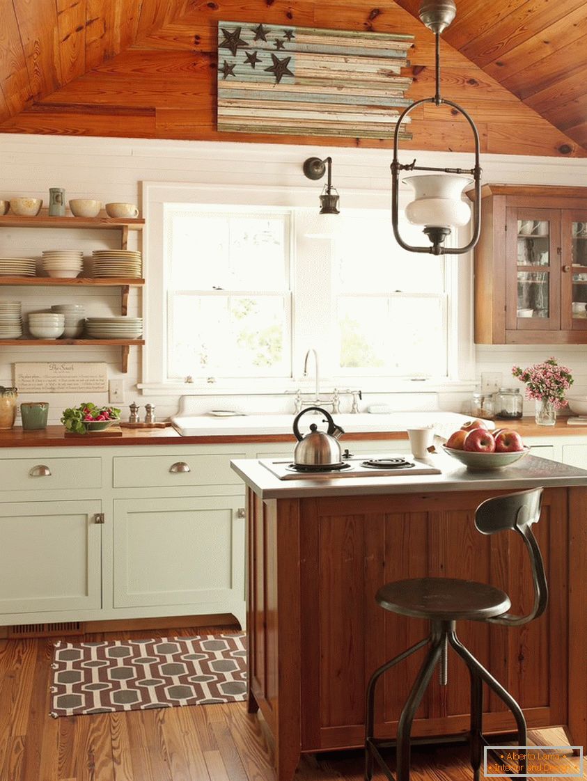 Schönes Design der Küche mit Naturholz