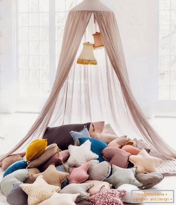 35 Ideen, wie man Kissen auf einem Sofa näht