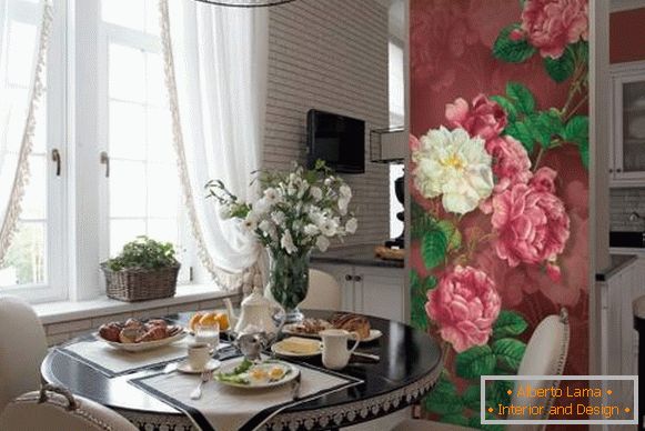 Schmale Tapete für die Küche - Foto Kombination mit den Wänden