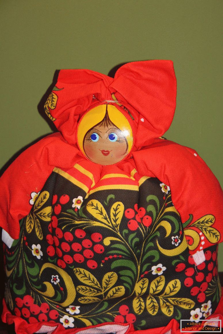 Puppe-Samowar-Khokhloma
