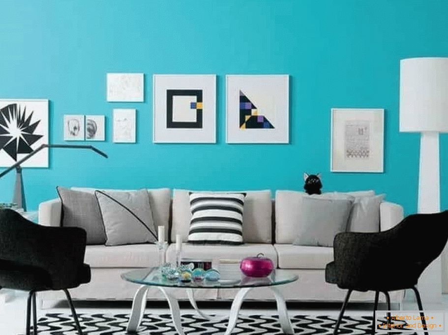 Türkisfarbene Wände im Wohnzimmer