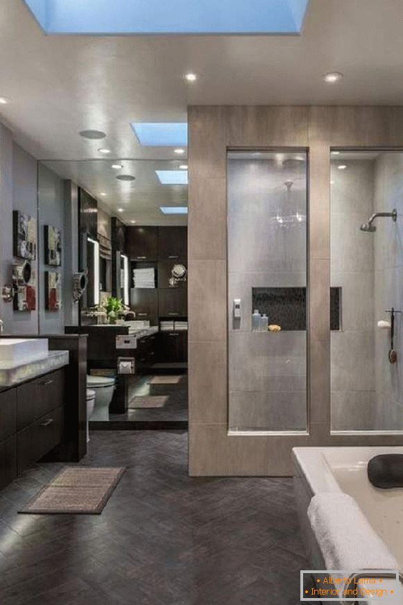 Badezimmerdesign mit einem großen Spiegel, Foto 39
