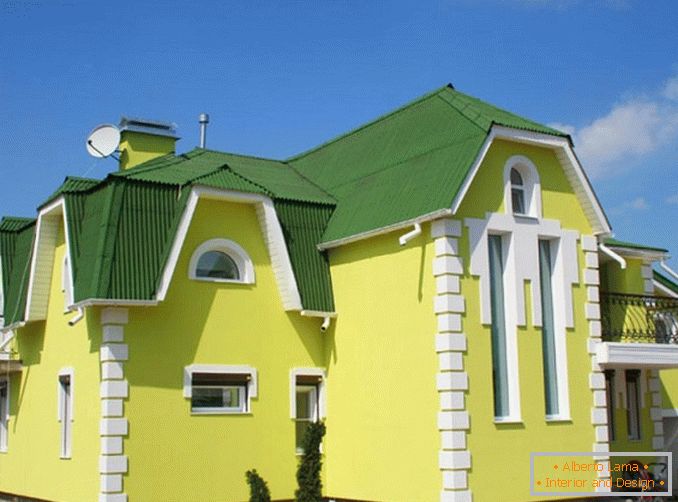 Wie wählt man die Farbe der Fassade des Hauses?
