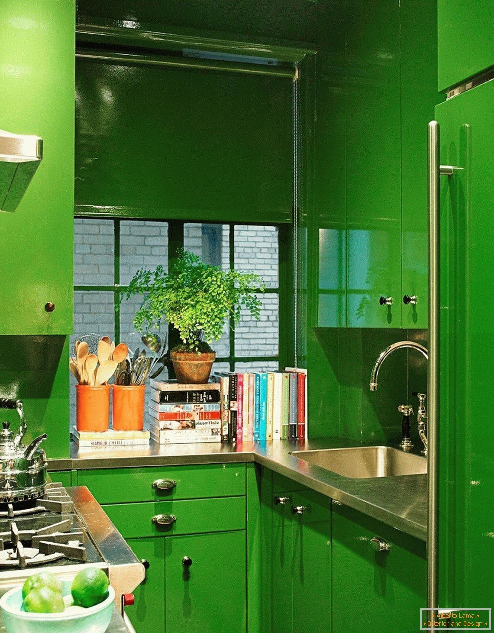 Eine kleine grüne Küche