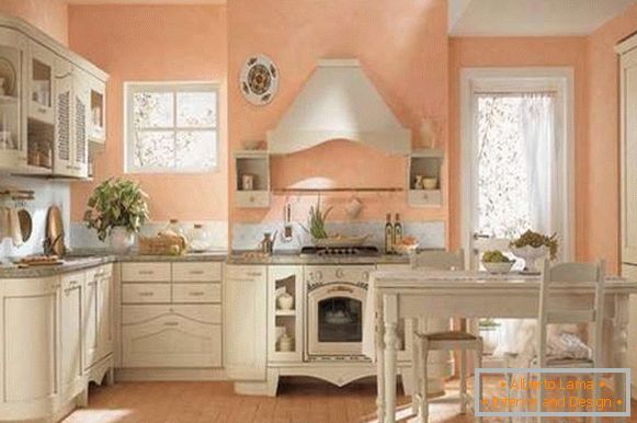 Innenarchitektur eines privaten Hauses - ein Kücheninnenraum eines Esszimmers in einer klassischen Art