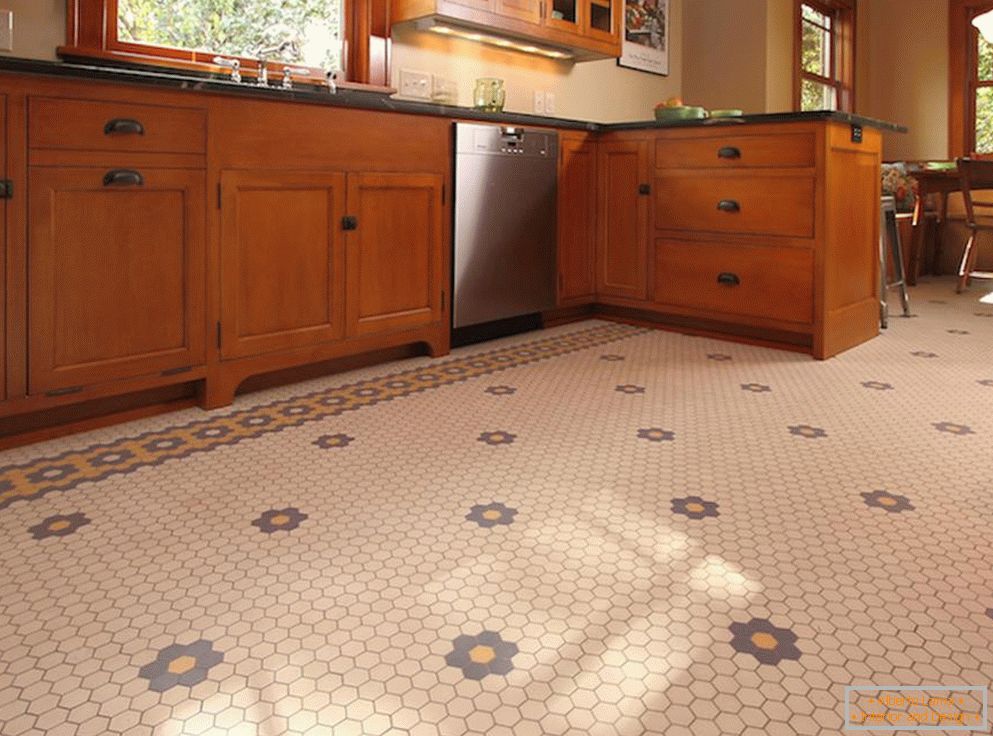 Mosaikboden in der Küche