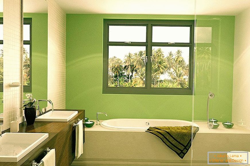 Badezimmer mit Fenster в зеленом дизайне