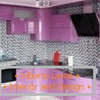 Design einer grau-lila Küche