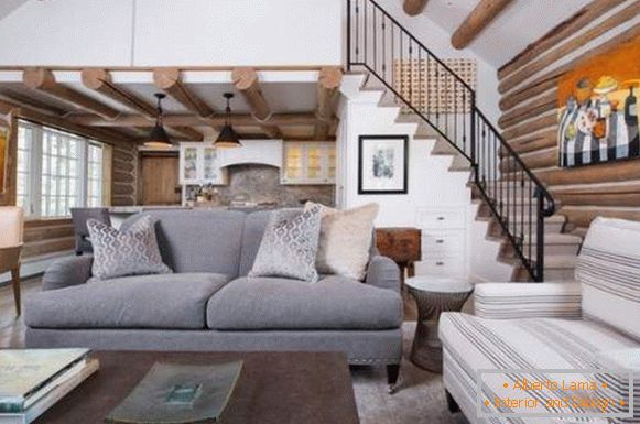 Ideen für einen Wohnzimmerinnenraum mit einer Treppe in einem privaten Haus - Foto von 2017