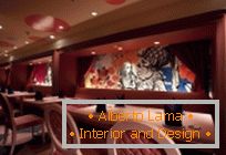 Interieur: Restaurant Alice im Wunderland in Tokio