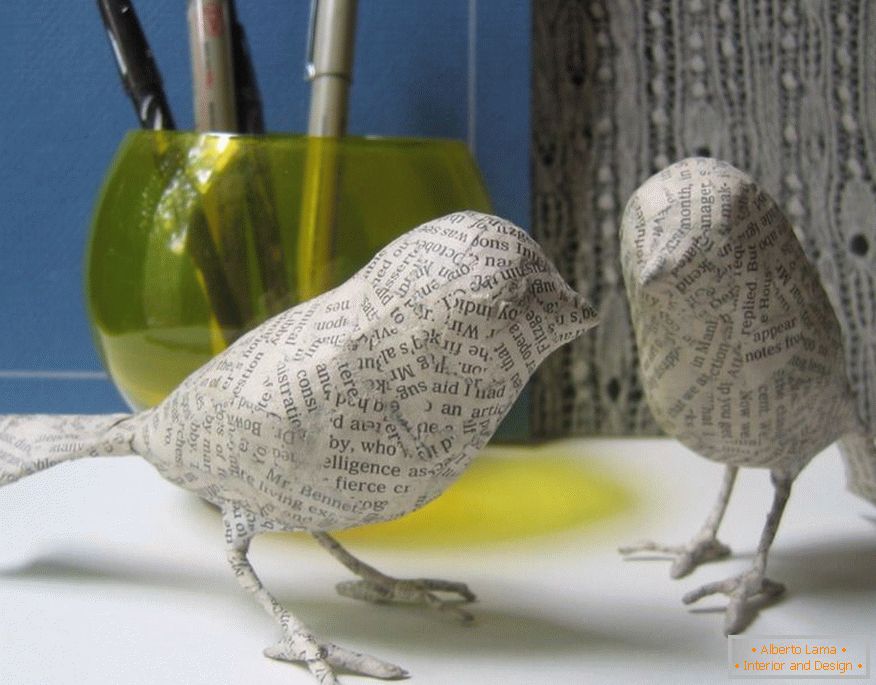 Vögel aus Pappmaché
