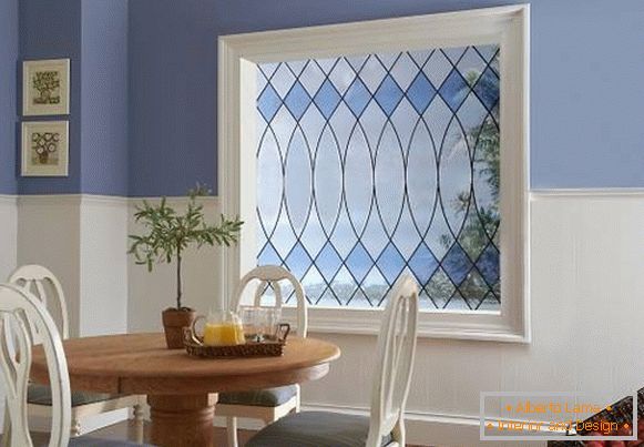 Schöne Fenster - Fotos der dekorativen Glasdekoration
