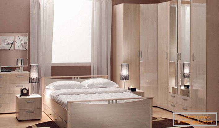 Modulare Schlafzimmermöbel sind die vorteilhafteste Option für kleine städtische Wohnungen.