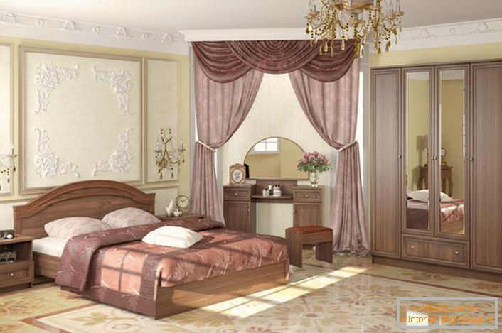 Elegante modulare Möbel im klassischen Stil für ein edles, luxuriöses Schlafzimmer.