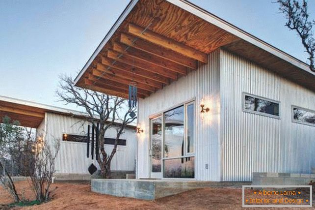 Kleines preiswertes Holzhaus in den USA