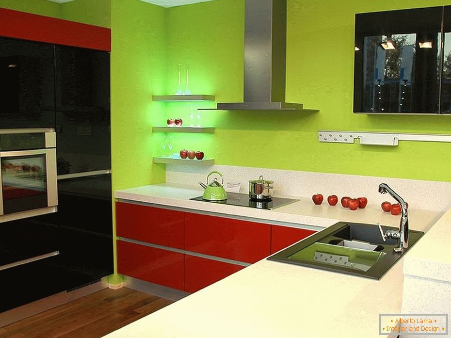 Rote und grüne Küche