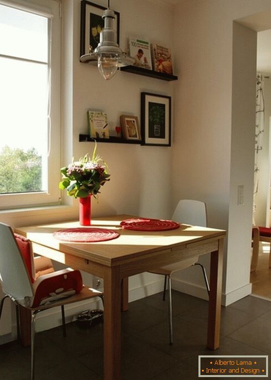 modernes Design der Küche kombiniert mit dem Wohnzimmer