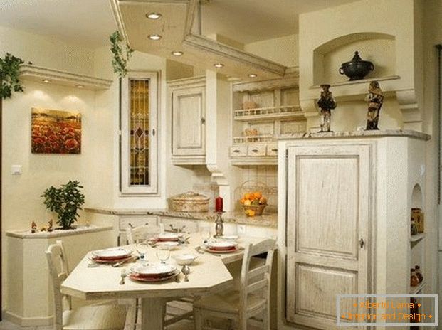 kleine Küche im Stil der Provence Foto-Design