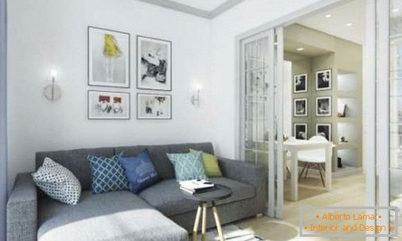 Kleines Wohnungsstudio - Innenarchitekturfoto des Wohnzimmerbereichs