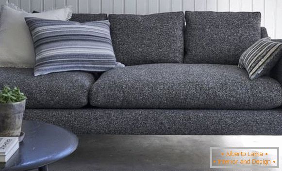 Polster Sofa, Teppich und Kissen aus der Kollektion 2016 von Designers Guild
