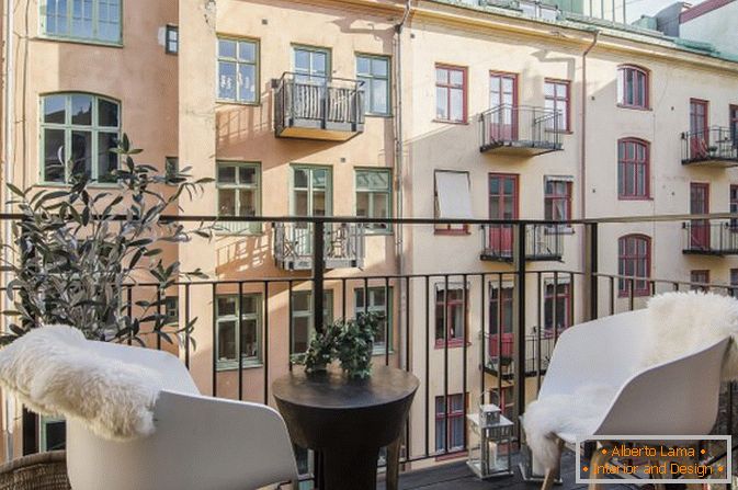 Balkon Apartment-Studio im skandinavischen Stil