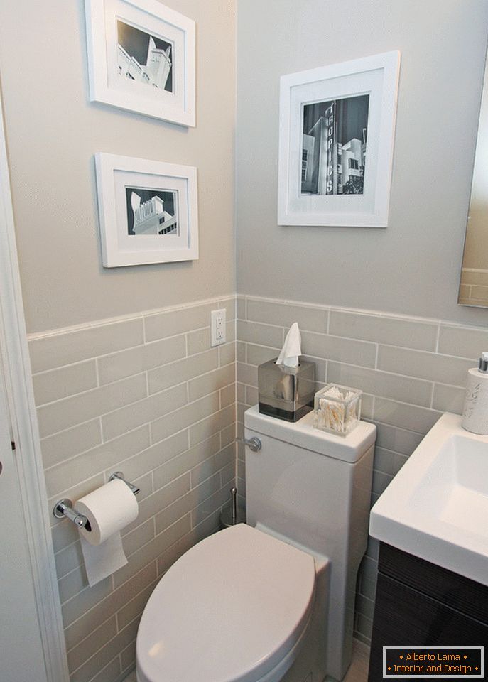 Neues Design von Wänden in einem kleinen Badezimmer