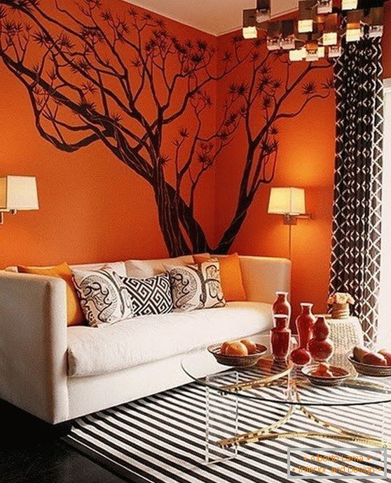 Ebenholz auf einem orangefarbenen Hintergrund