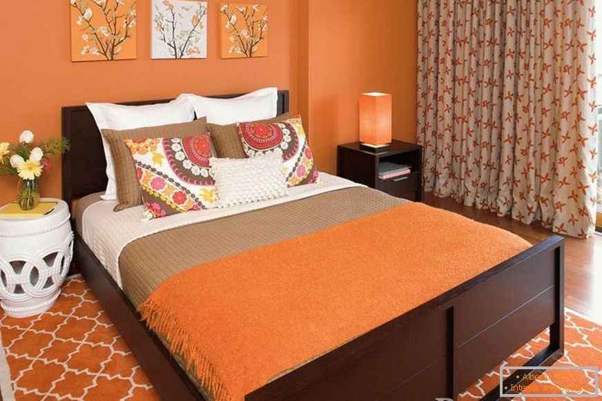 Schlafzimmer in Orange