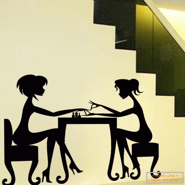 Ein schöner Designer Aufkleber ist ernst. Frenchwomen an einem Cafétisch.