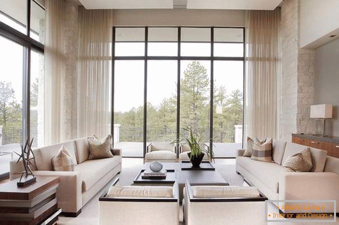 Große Wohnung mit Panoramafenstern - Innenansicht
