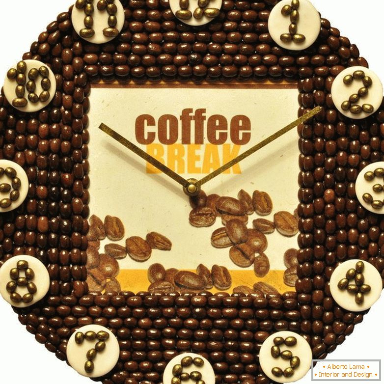 Dekoration Uhr из кофейных зерен