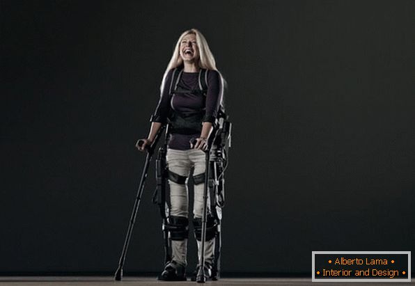 Bionisches Gerät Ekso Bionic in Aktion