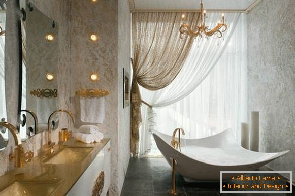 Kronleuchter im Badezimmer im klassischen Stil, Foto 17