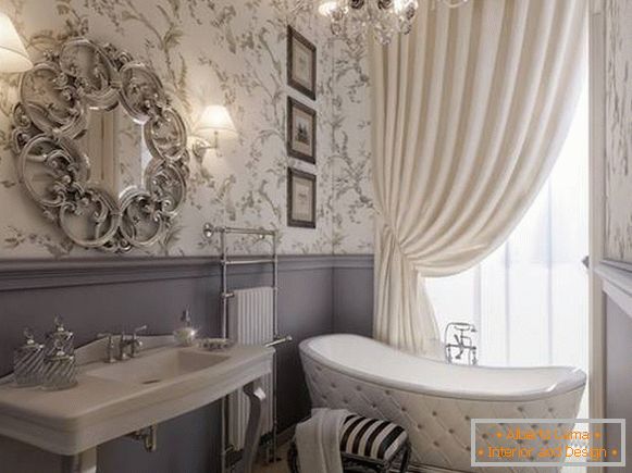 Kronleuchter in einem Badezimmer im klassischen Stil, Foto 20
