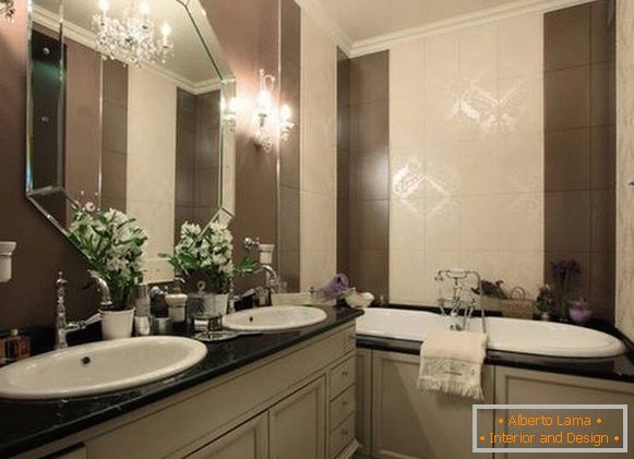 Wandlampe für ein Badezimmer im klassischen Stil, Foto 25