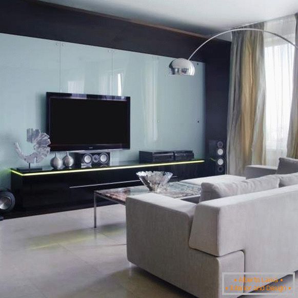Hightech- Design des Wohnzimmers in der Wohnung - Innenfoto