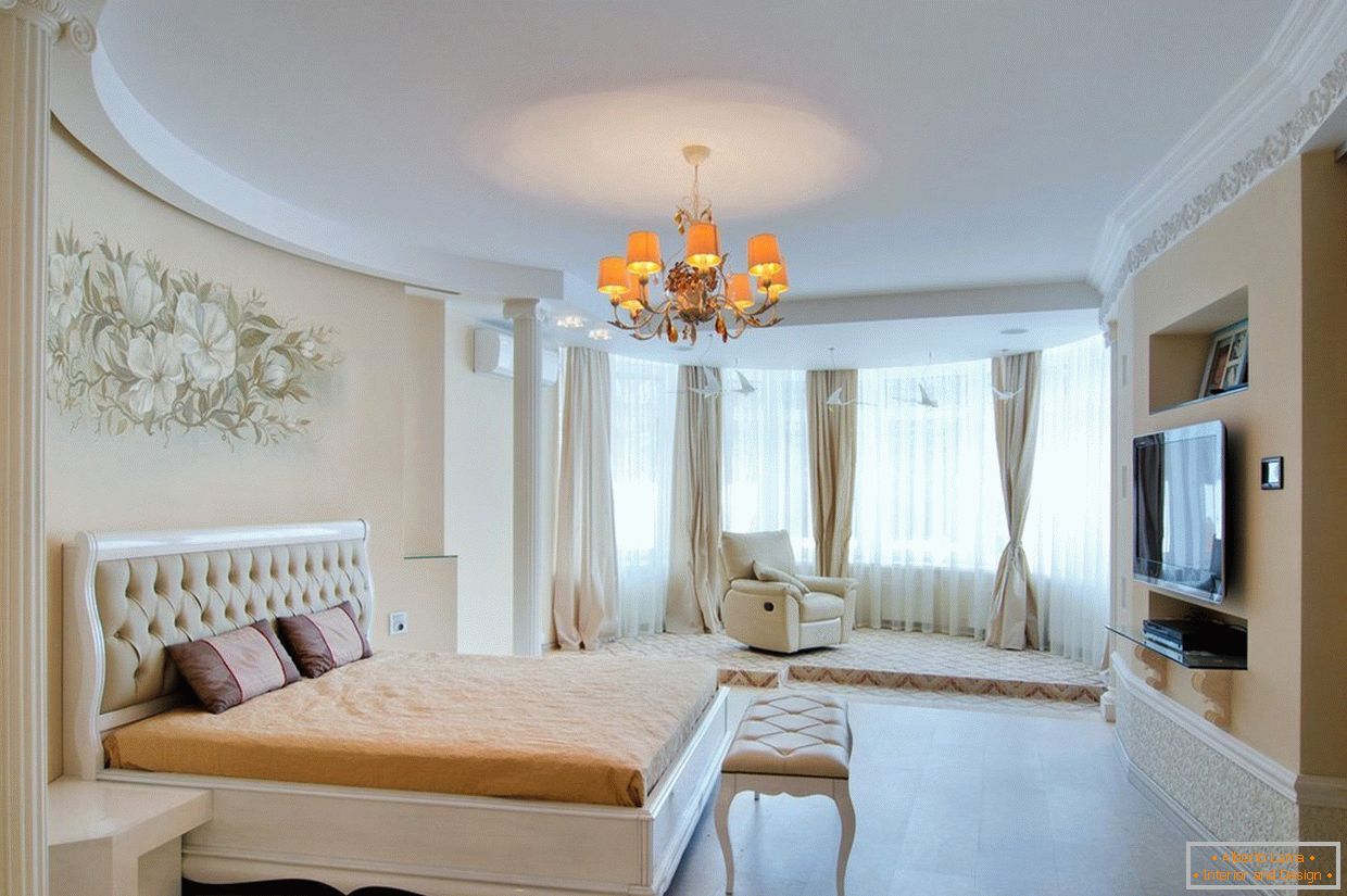 Schlafzimmer im klassischen Stil in einem privaten Haus