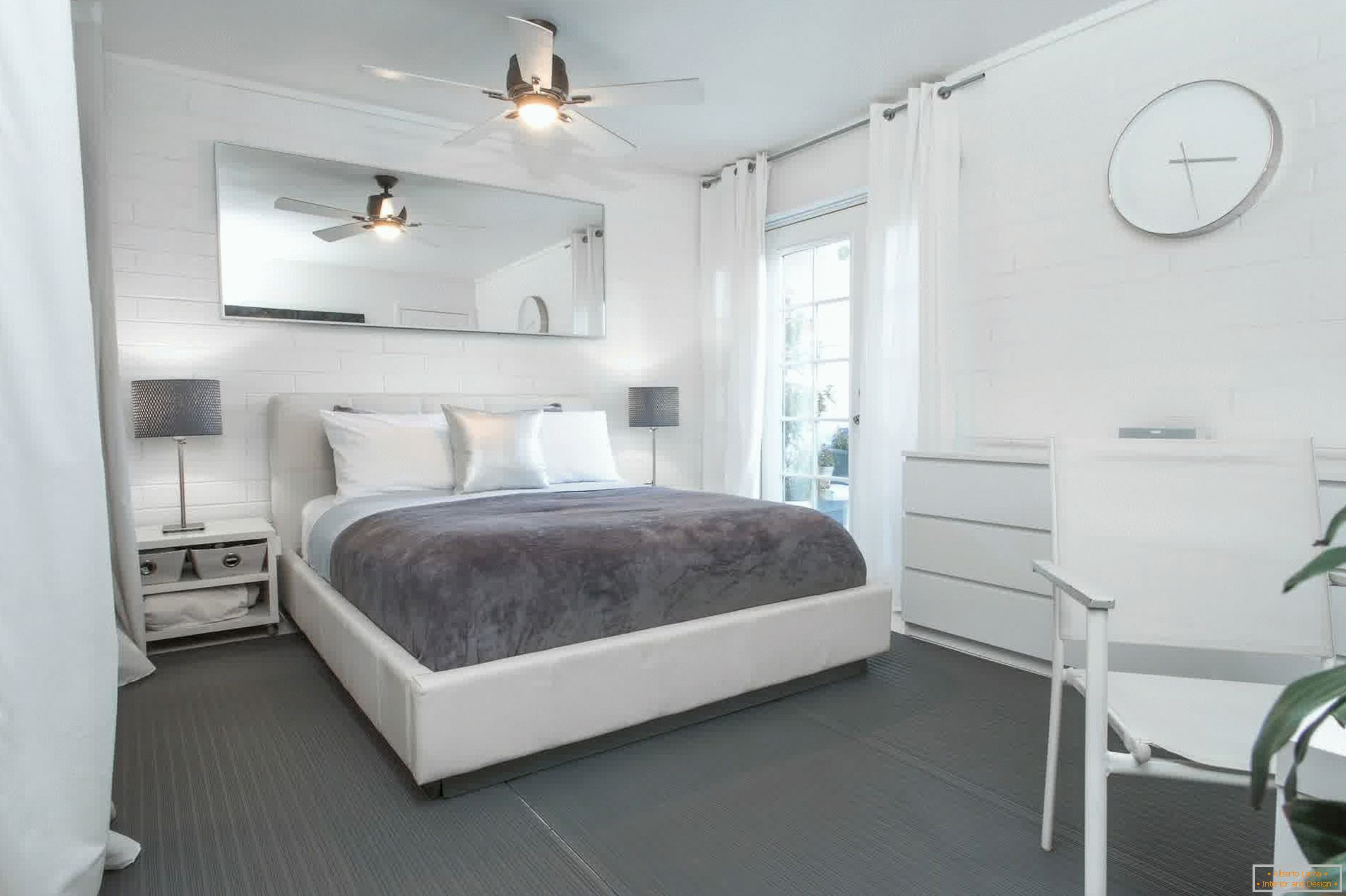 Die Kombination aus Weiß und Grau in einer modernen Wohnung