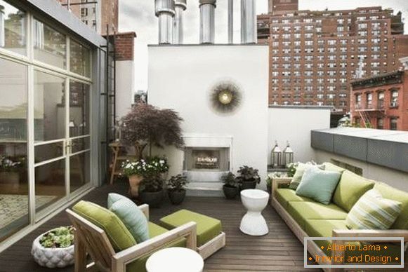 Schöne Terrassen - Foto im Hochhaus mit Wohnungen