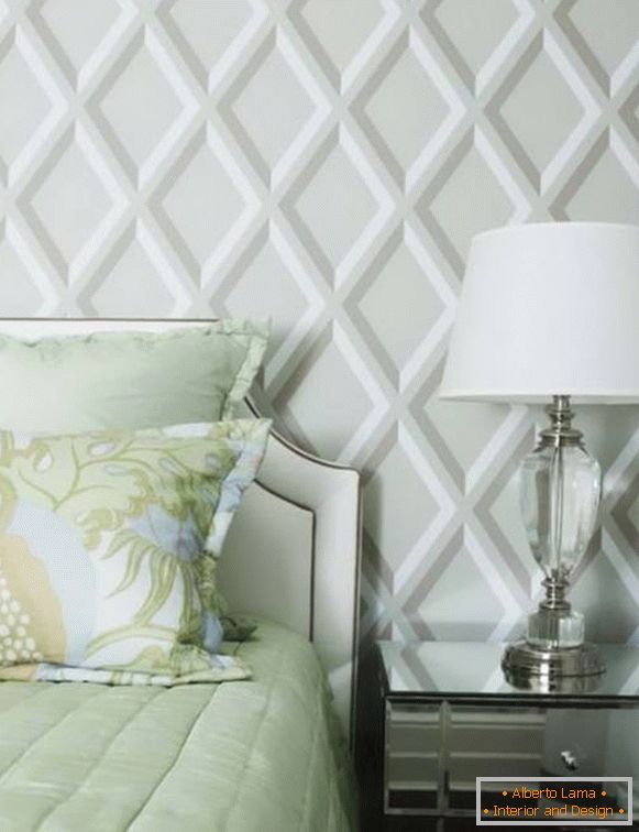 Tapeten mit geometrischen Mustern im Schlafzimmer