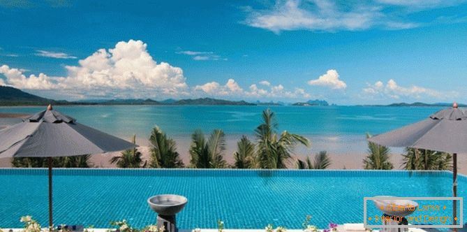 Erstaunliche Ansicht von der Terrasse einer Villa in Phuket, Thailand