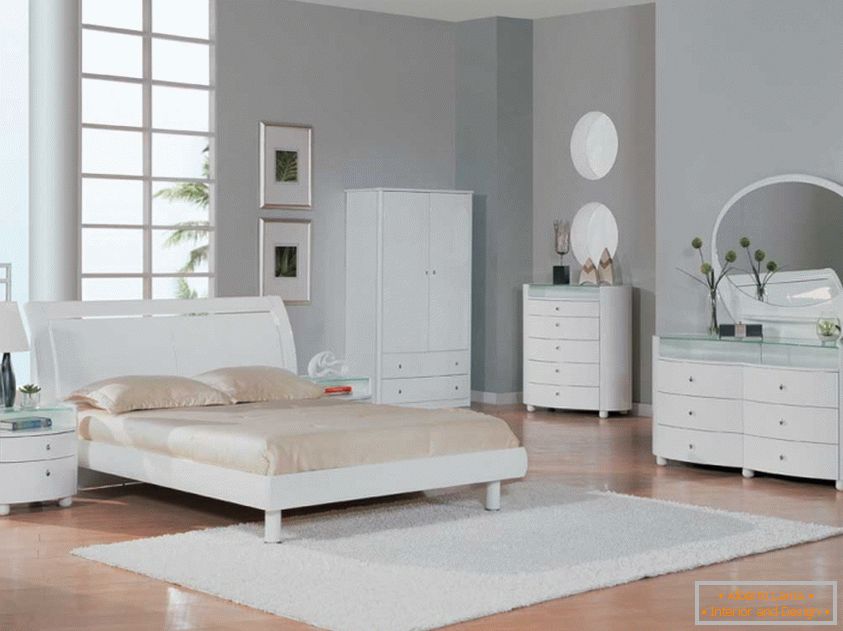 Weiße Möbel im Schlafzimmer