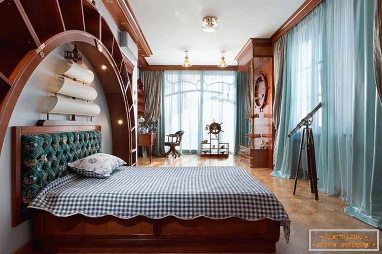 Exklusives Schlafzimmer aus Holz