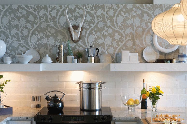 Wand mit einem Muster in der Küche