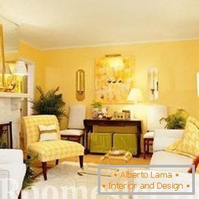 Wohnzimmer in gelben Farben