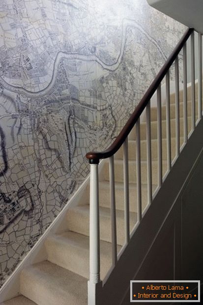 ungewöhnliches Design der Wand durch eine Karte von London