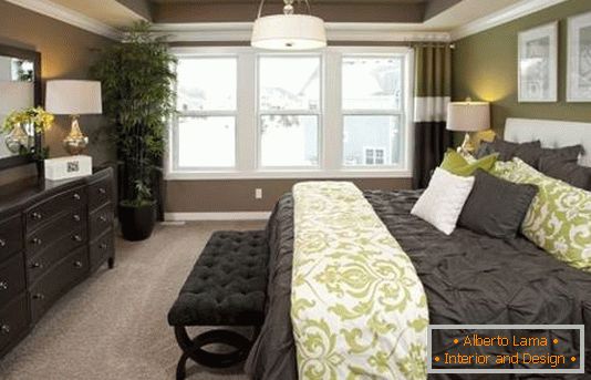 Atemberaubende Schlafzimmer-Design mit schwarzem Dekor