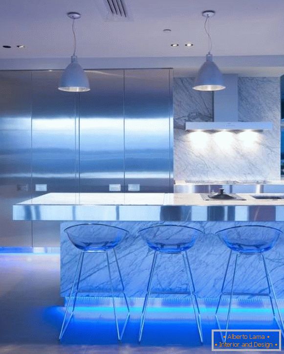 Küchendesign: LED-Beleuchtung von Möbeln von unten