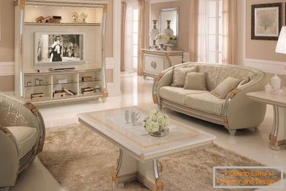 Klassisches Design des Wohnzimmers mit weißen Möbeln - Foto
