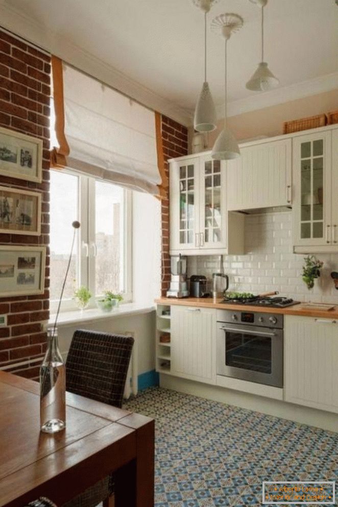 Weißer Ziegelstein im Inneren der Küche, Foto 31
